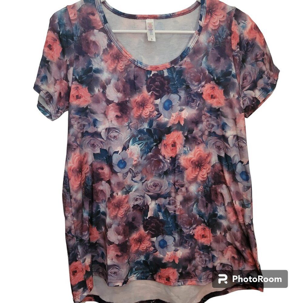 LuLaRoe Multi-color Flower Classic-T